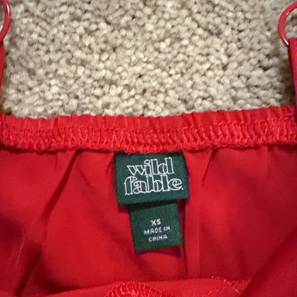 Wild Fable Elegant Red Lace Trim Nightgown - Picture 2 of 3